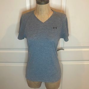 Under Armour tshirt